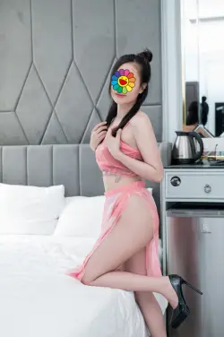 Thảo Tiên - Chiều Khách Ngọt Ngào Rất Ngoan